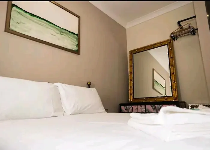 Stones Throw Apartamento Scarborough